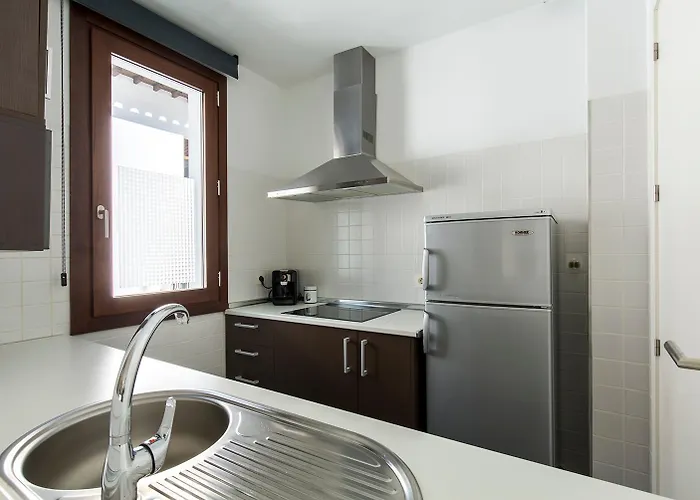 Apart Otel Tuguest Elvira Granada