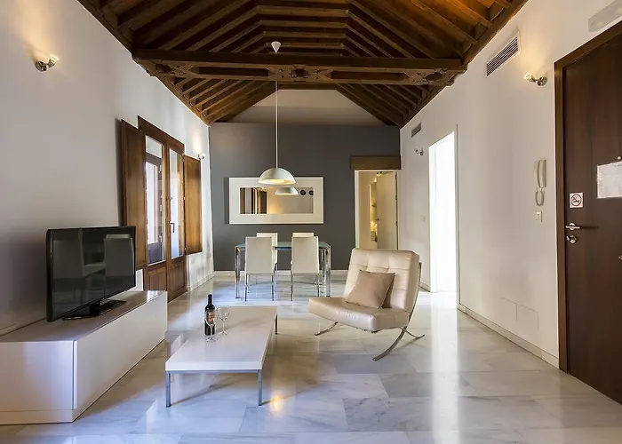 Tuguest Elvira Apart Otel