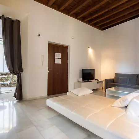 Elvira Apartahotel Granada