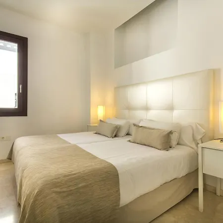 Apartahotel Elvira Granada