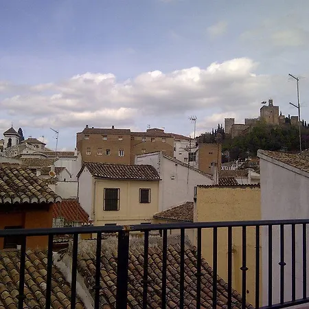 Elvira Apartahotel 3*