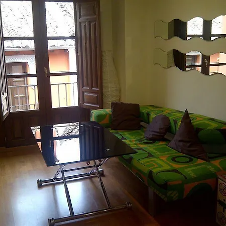 Apartahotel Elvira 3*