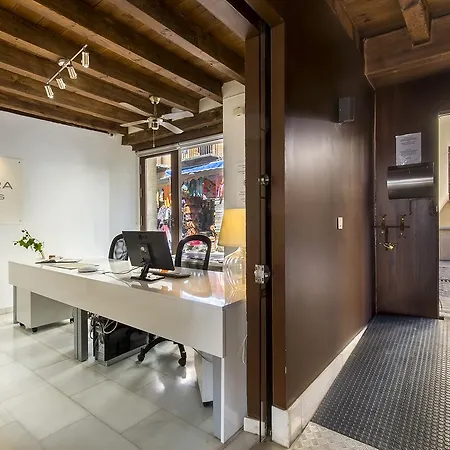 Apartahotel Elvira Granada