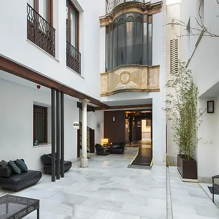 Elvira Apartahotel Granada